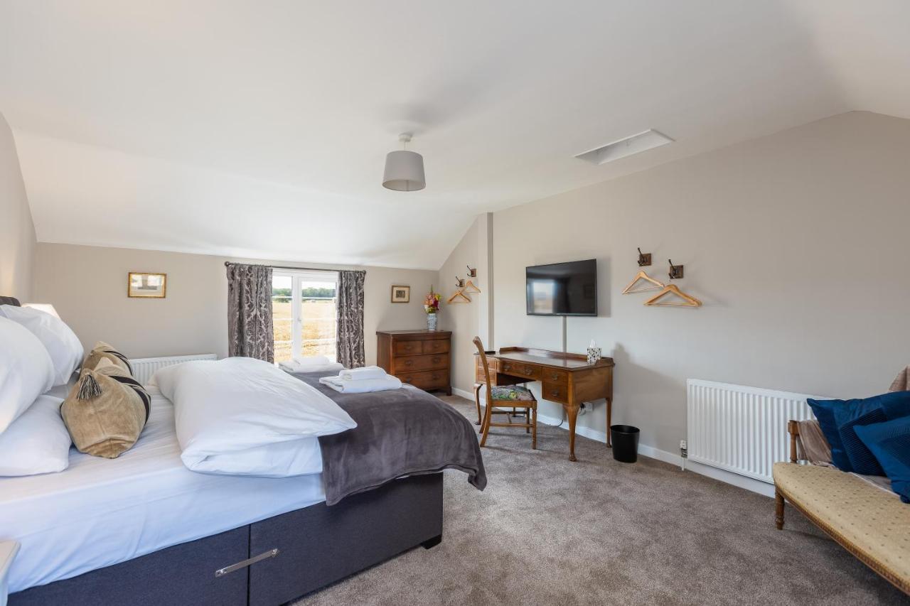 Luxury Farmhouse With Stunning Views And Hot Tub Ebberston 외부 사진