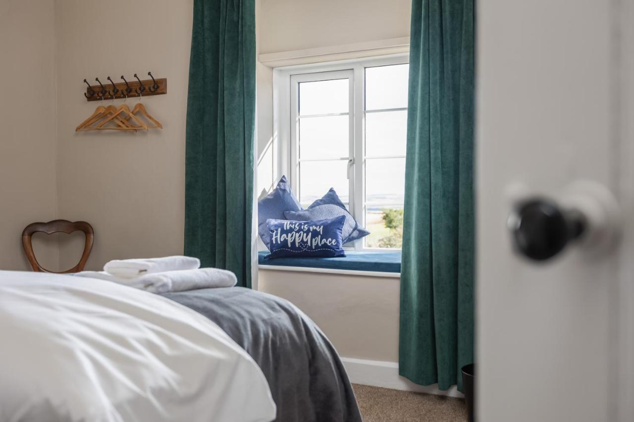 Luxury Farmhouse With Stunning Views And Hot Tub Ebberston 외부 사진