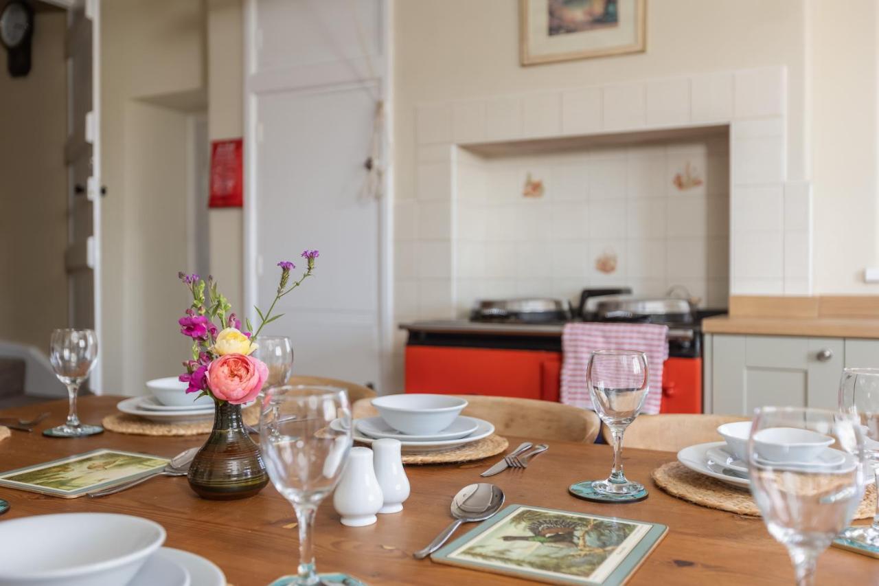 Luxury Farmhouse With Stunning Views And Hot Tub Ebberston 외부 사진