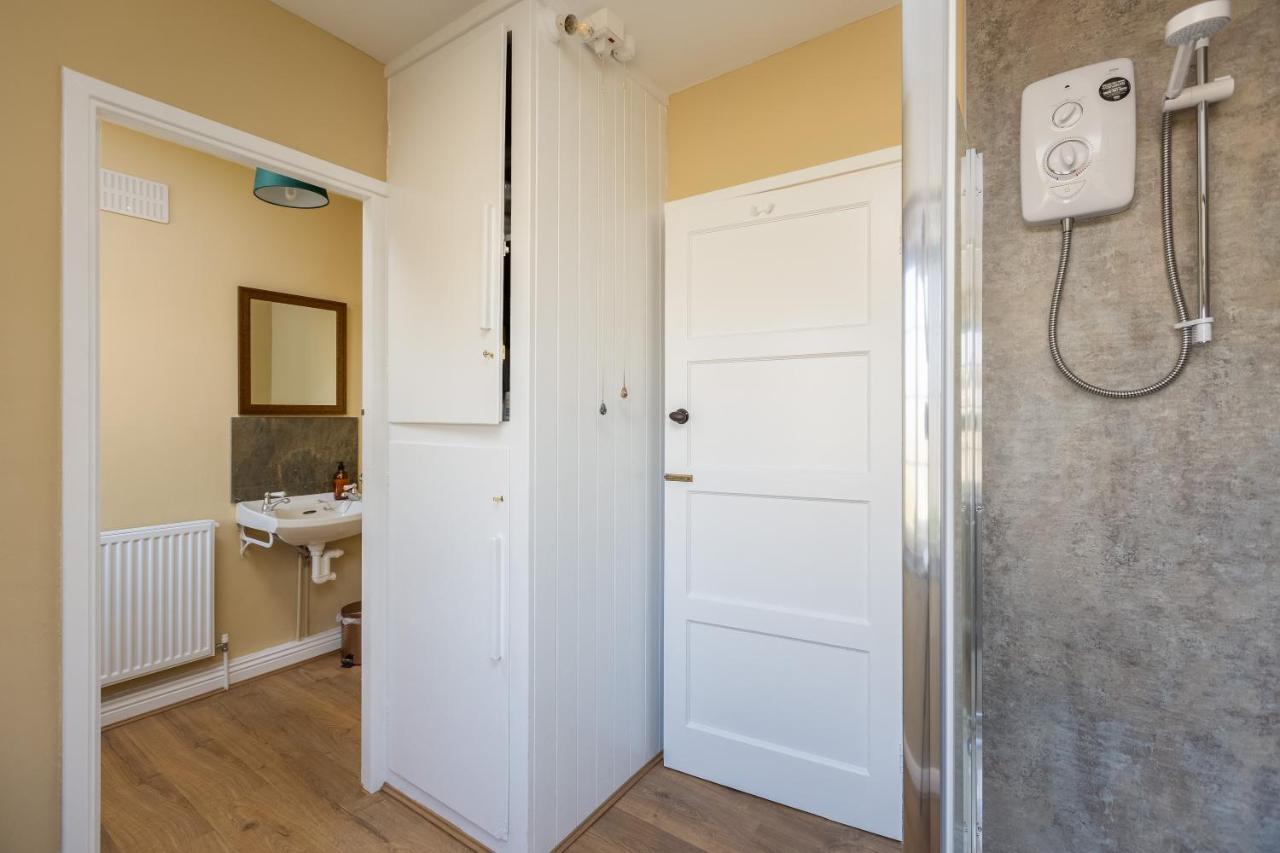 Luxury Farmhouse With Stunning Views And Hot Tub Ebberston 외부 사진