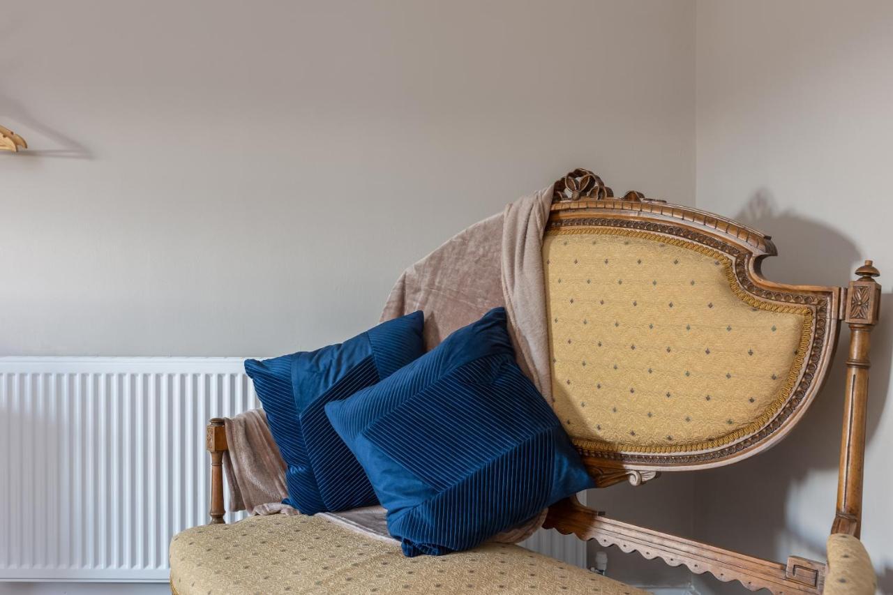 Luxury Farmhouse With Stunning Views And Hot Tub Ebberston 외부 사진