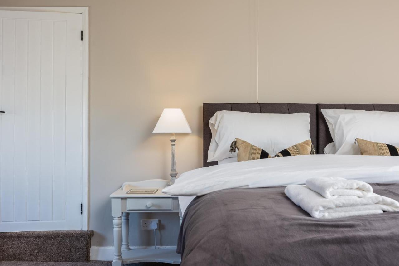 Luxury Farmhouse With Stunning Views And Hot Tub Ebberston 외부 사진