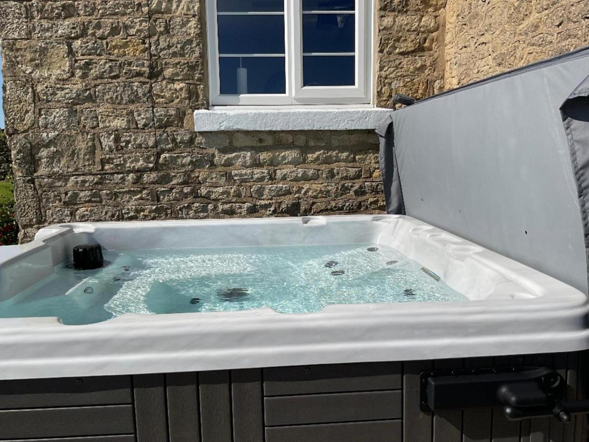 Luxury Farmhouse With Stunning Views And Hot Tub Ebberston 외부 사진